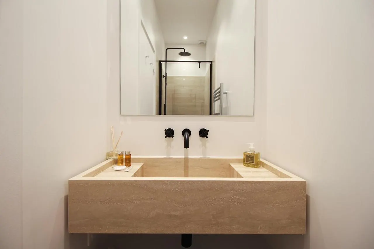 Modern 3bdr/3bth - Louvre Museum/tuileries *
